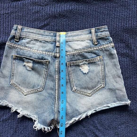 Angie Embroidered High Rise Denim Jean Shorts  size S w/ floral details - Picture 7 of 11